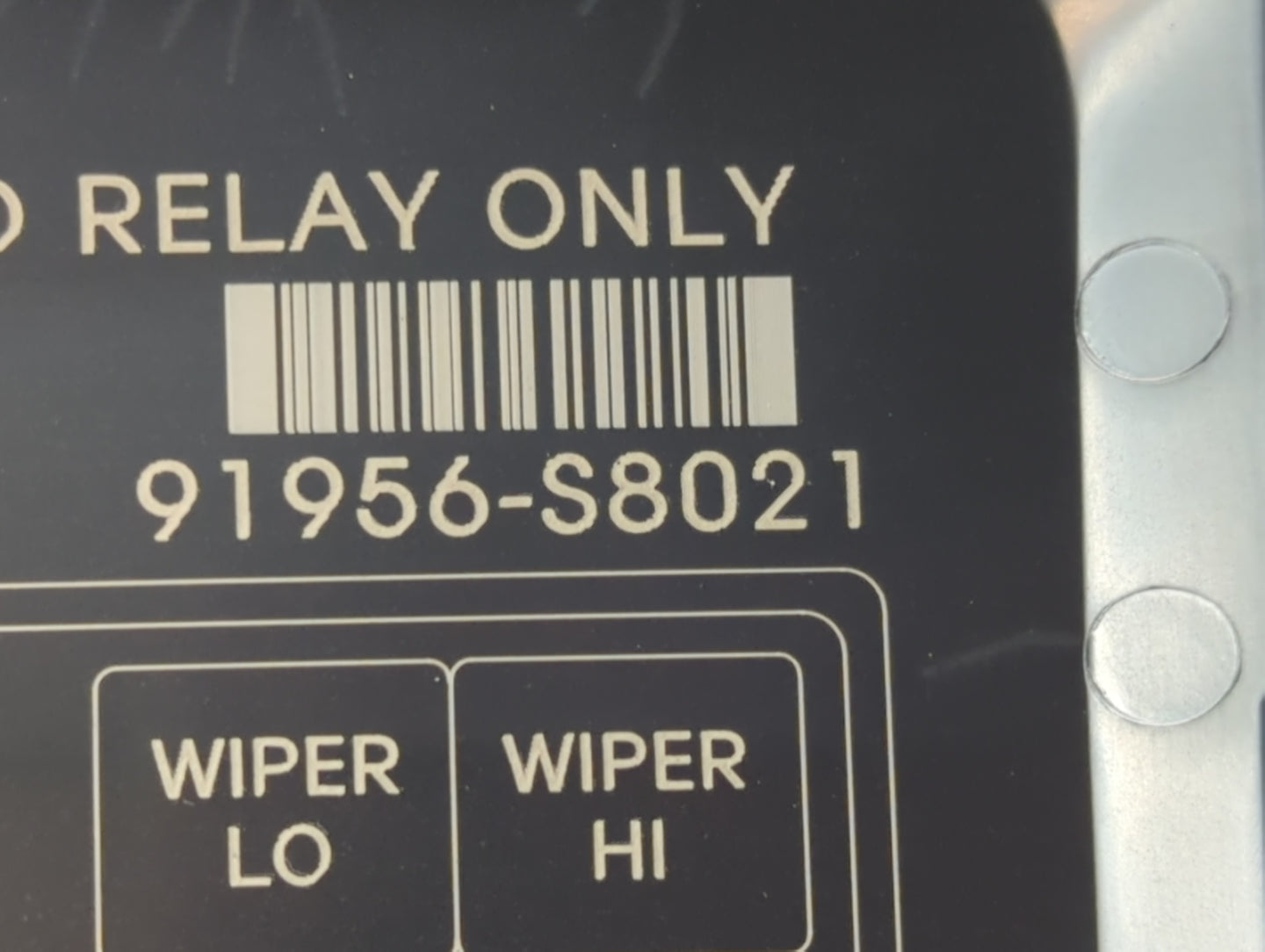 2020-2022 Hyundai Palisade Fusebox Fuse Box Panel Relay Module P/N:91956-S8021 Fits Fits 2020 2021 2022 OEM Used Auto Parts 