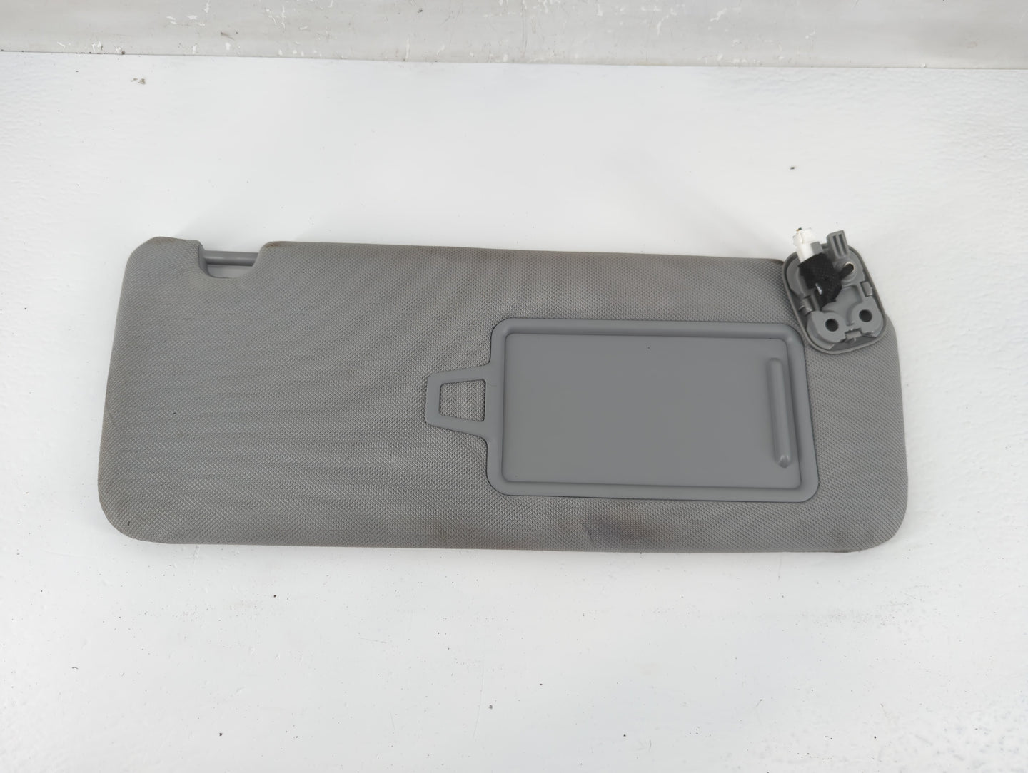 2020-2022 Hyundai Palisade Sun Visor Shade Replacement Passenger Right Mirror Fits Fits 2020 2021 2022 OEM Used Auto Parts -