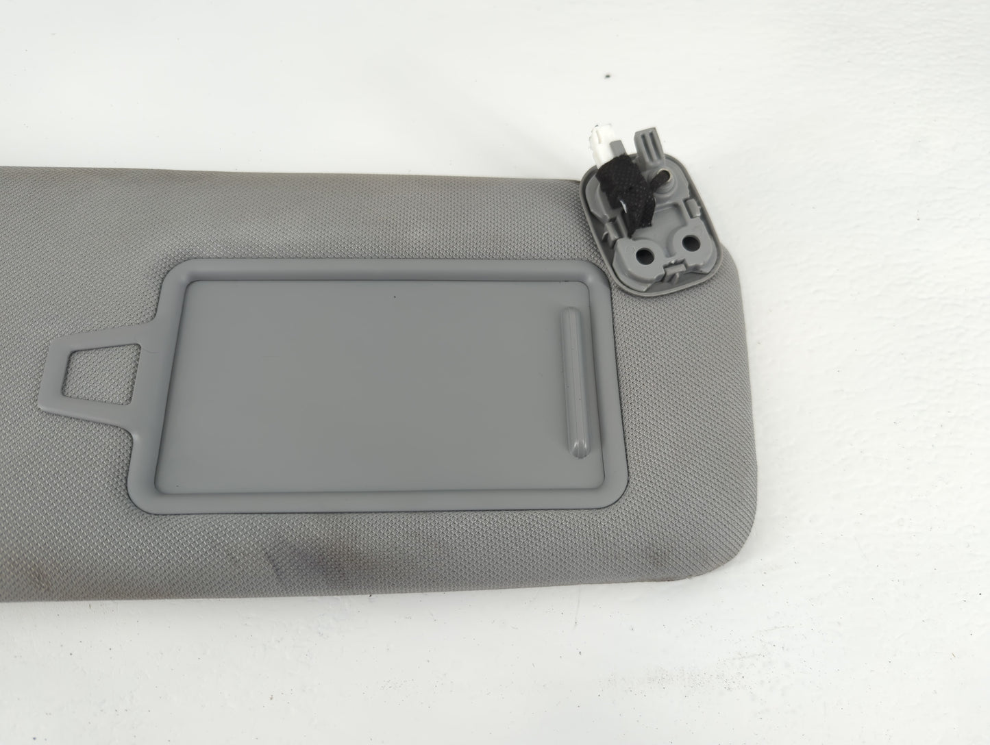 2020-2022 Hyundai Palisade Sun Visor Shade Replacement Passenger Right Mirror Fits Fits 2020 2021 2022 OEM Used Auto Parts -