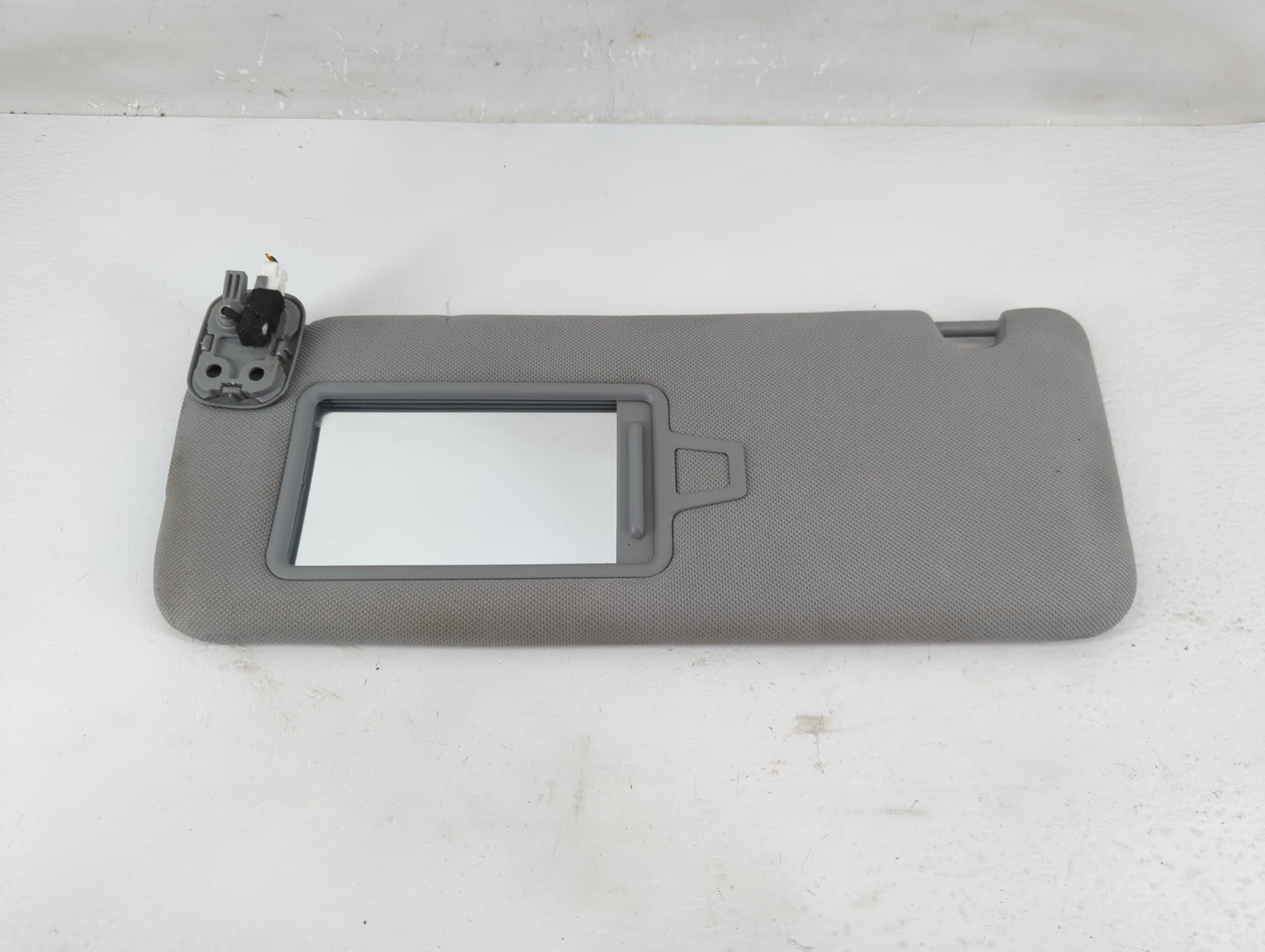 2020-2022 Hyundai Palisade Sun Visor Shade Replacement Passenger Right Mirror Fits Fits 2020 2021 2022 OEM Used Auto Parts -