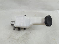2020-2022 Kia Telluride Brake Master Cylinder 1277866 - Oemusedautoparts1.com
