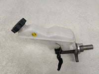 2020-2022 Hyundai Palisade Brake Master Cylinder - Oemusedautoparts1.com