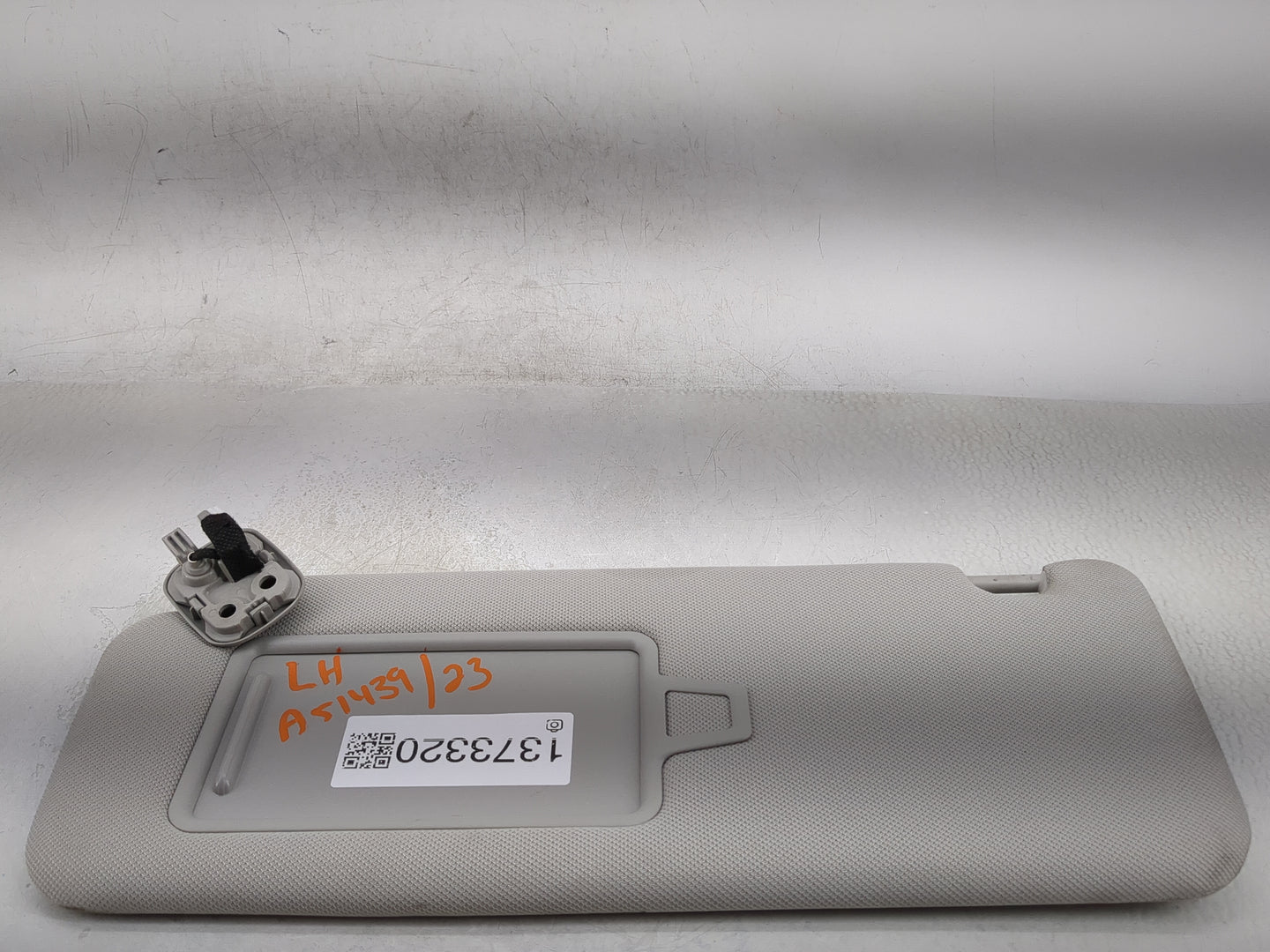 2020-2022 Hyundai Palisade Sun Visor Shade Replacement Driver Left Mirror Fits Fits 2020 2021 2022 OEM Used Auto Parts - Oem
