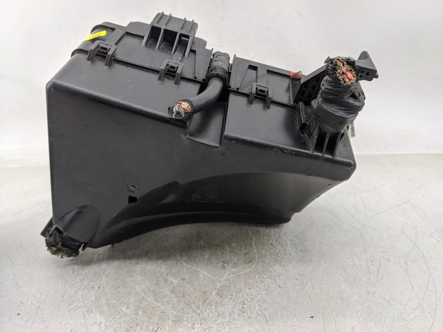 2020-2022 Hyundai Palisade Fusebox Fuse Box Panel Relay Module P/N:91956-S8021 Fits Fits 2020 2021 2022 OEM Used Auto Parts 