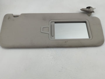 2020-2022 Hyundai Palisade Sun Visor Shade Replacement Passenger Right Mirror Fits Fits 2020 2021 2022 OEM Used Auto Parts