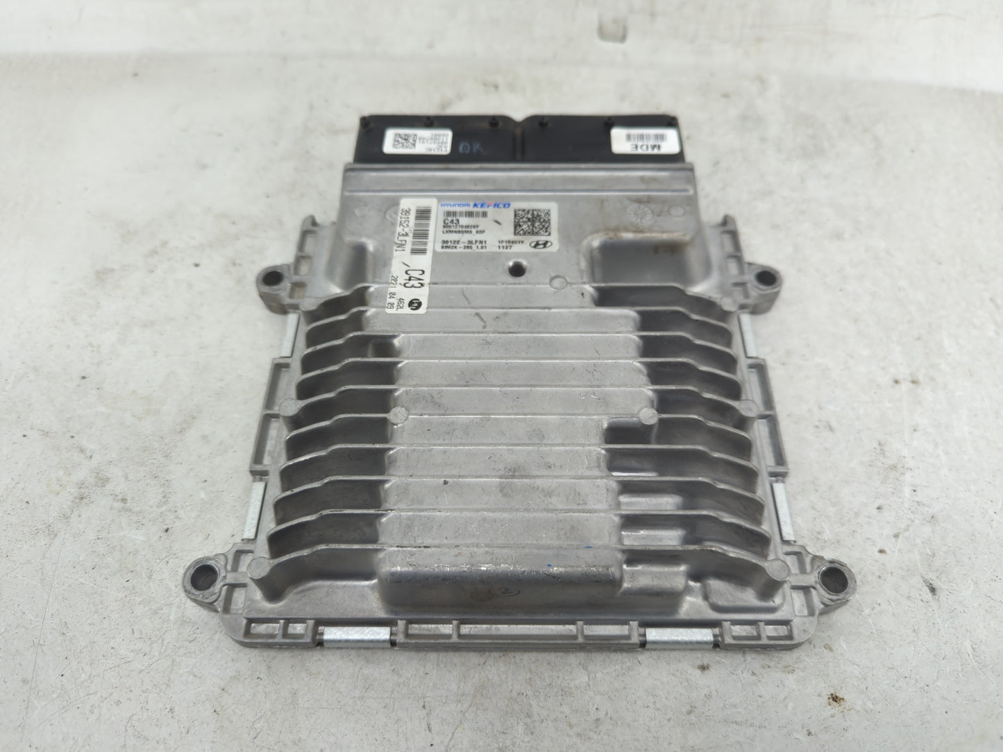 2020-2022 Hyundai Palisade PCM Engine Control Computer ECU ECM PCU OEM P/N:39122-3LFN1 Fits Fits 2020 2021 2022 OEM Used Aut
