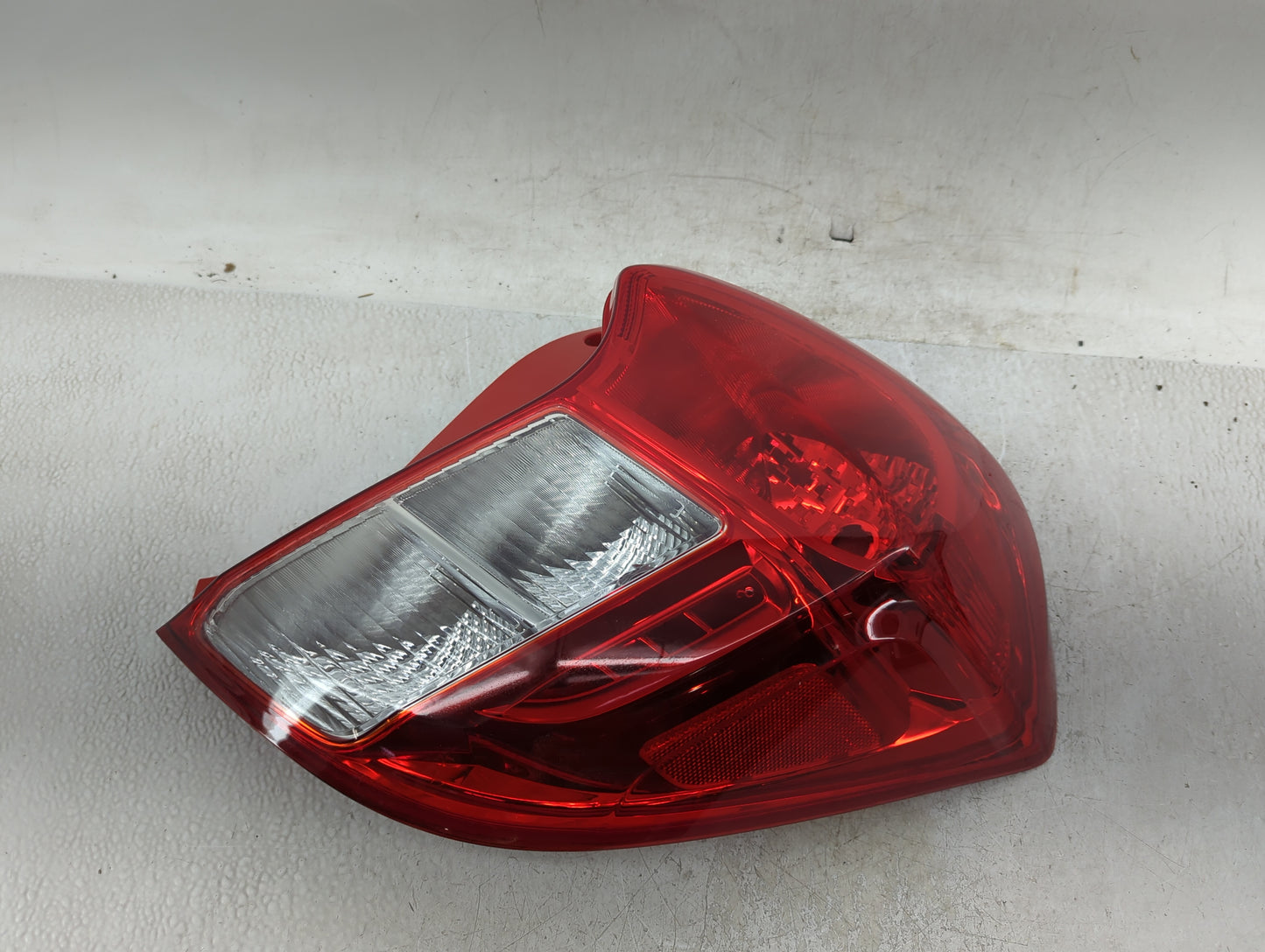 2020-2022 Hyundai Palisade Tail Light Assembly Passenger Right OEM Fits Fits 2020 2021 2022 OEM Used Auto Parts - Oemusedaut