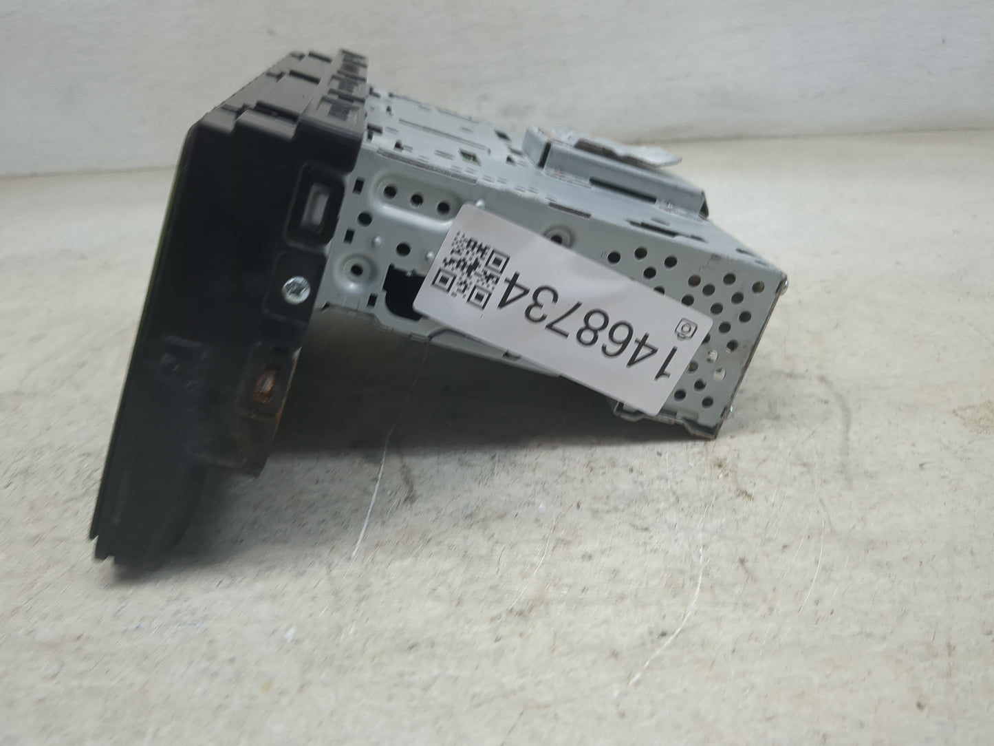 2021 Hyundai Palisade Radio AM FM Cd Player Receiver Replacement P/N:96560-S8710 AT218A6A Fits OEM Used Auto Parts - Oemused