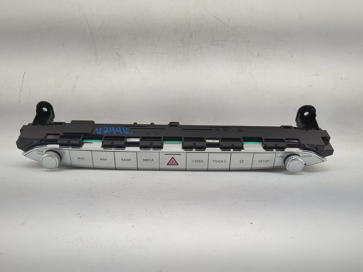 2020-2022 Hyundai Palisade Radio Control Panel 1479392 - Oemusedautoparts1.com
