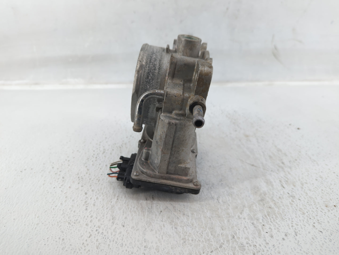 2020-2022 Hyundai Palisade Throttle Body P/N:35100-3L100 Fits Fits 2017 2018 2019 2020 2021 2022 OEM Used Auto Parts - Oemus