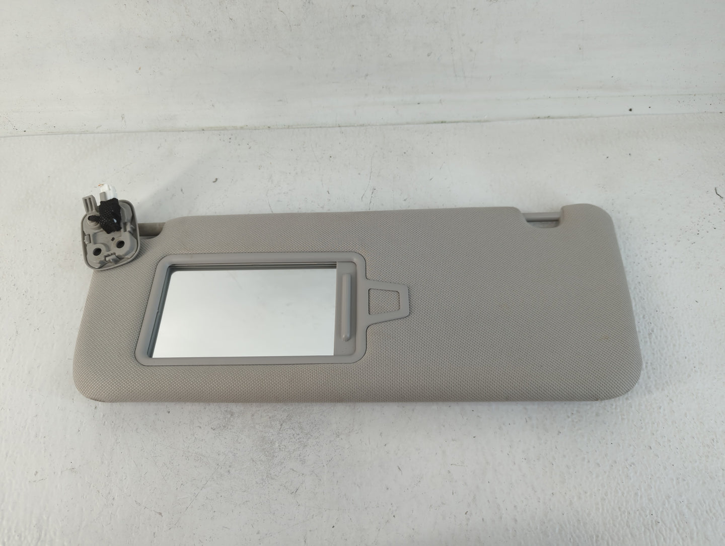 2020-2022 Hyundai Palisade Sun Visor Shade Replacement Driver Left Mirror Fits Fits 2020 2021 2022 OEM Used Auto Parts - Oem