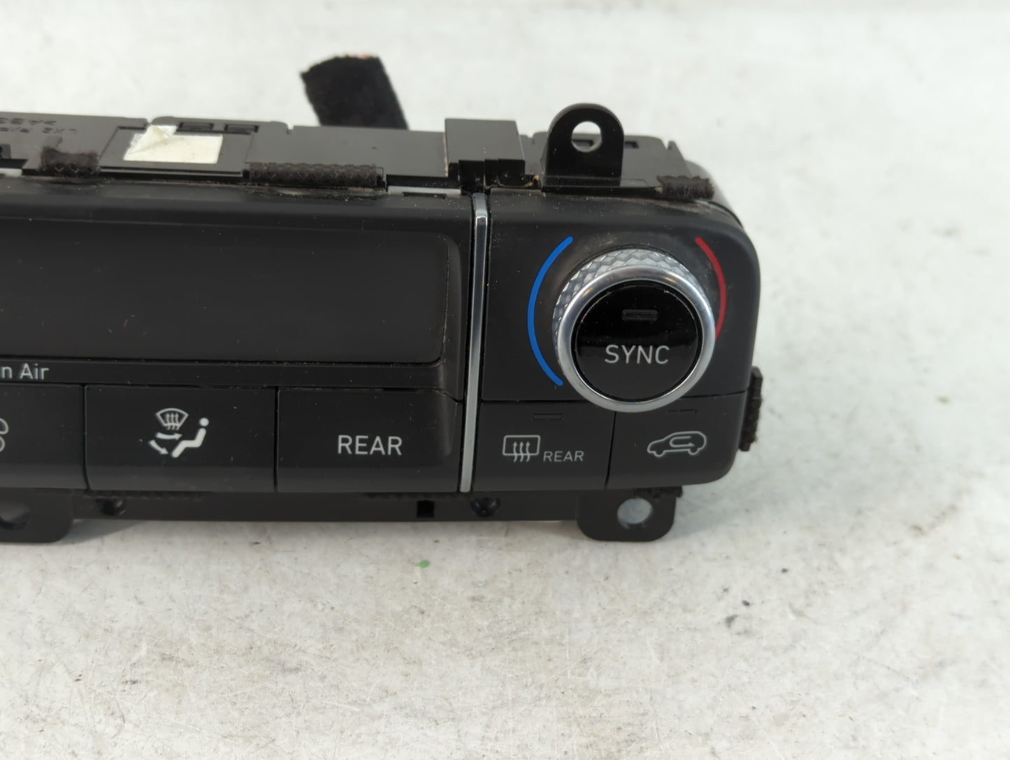 2020-2022 Hyundai Palisade Climate Control Module Temperature AC/Heater Replacement P/N:97250-S86890 Fits Fits 2020 2021 202