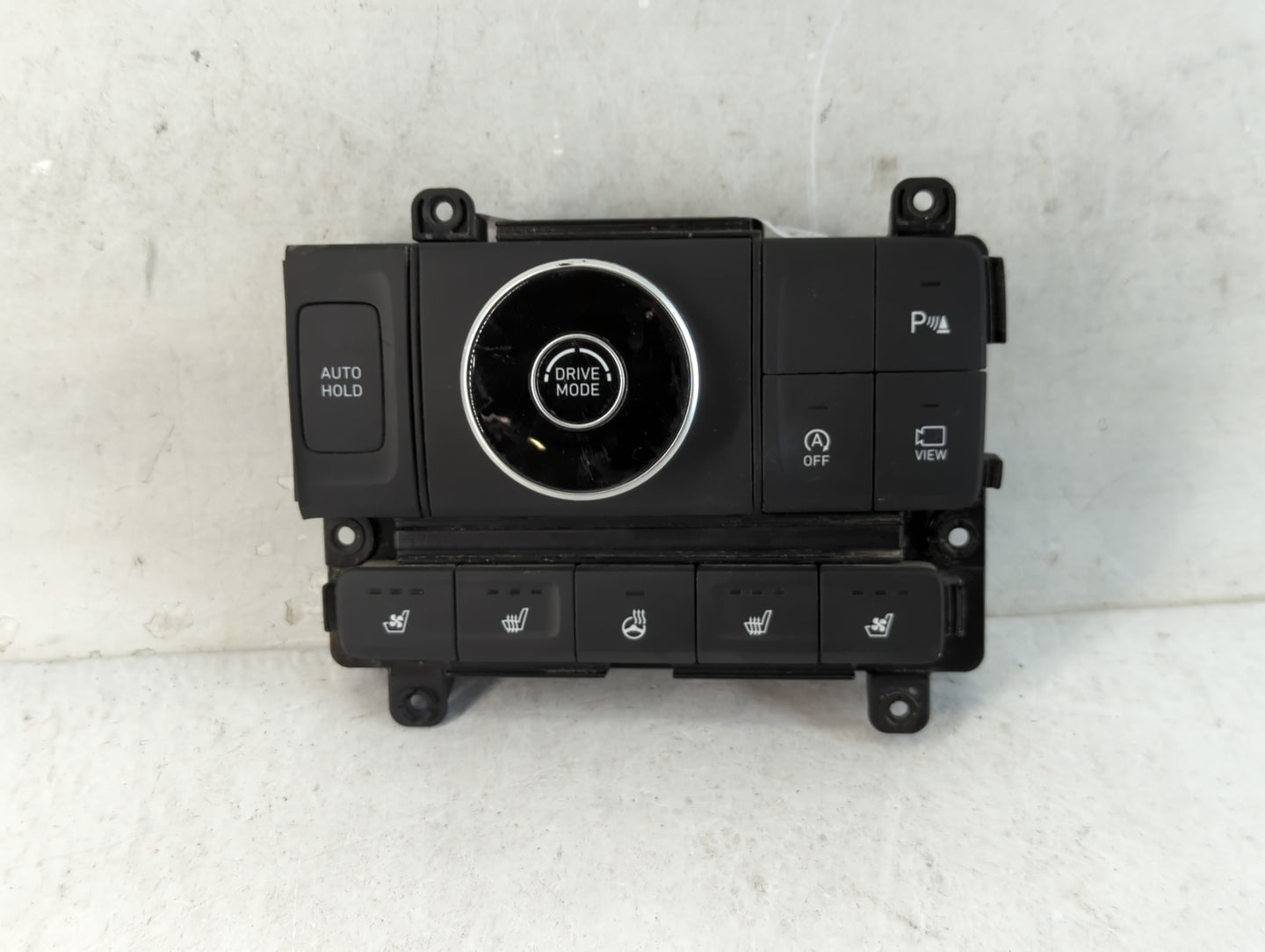 2020-2022 Hyundai Palisade Radio AM FM Cd Player Receiver Replacement P/N:93300S8020 Fits Fits 2020 2021 2022 OEM Used Auto 