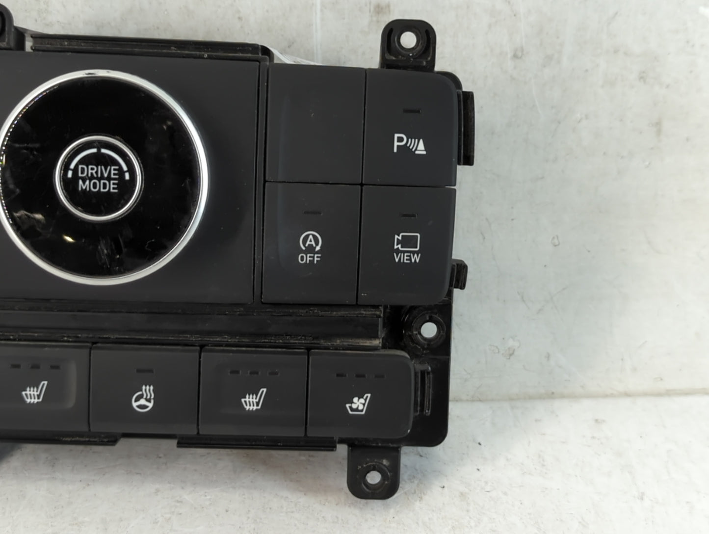 2020-2022 Hyundai Palisade Radio AM FM Cd Player Receiver Replacement P/N:93300S8020 Fits Fits 2020 2021 2022 OEM Used Auto 