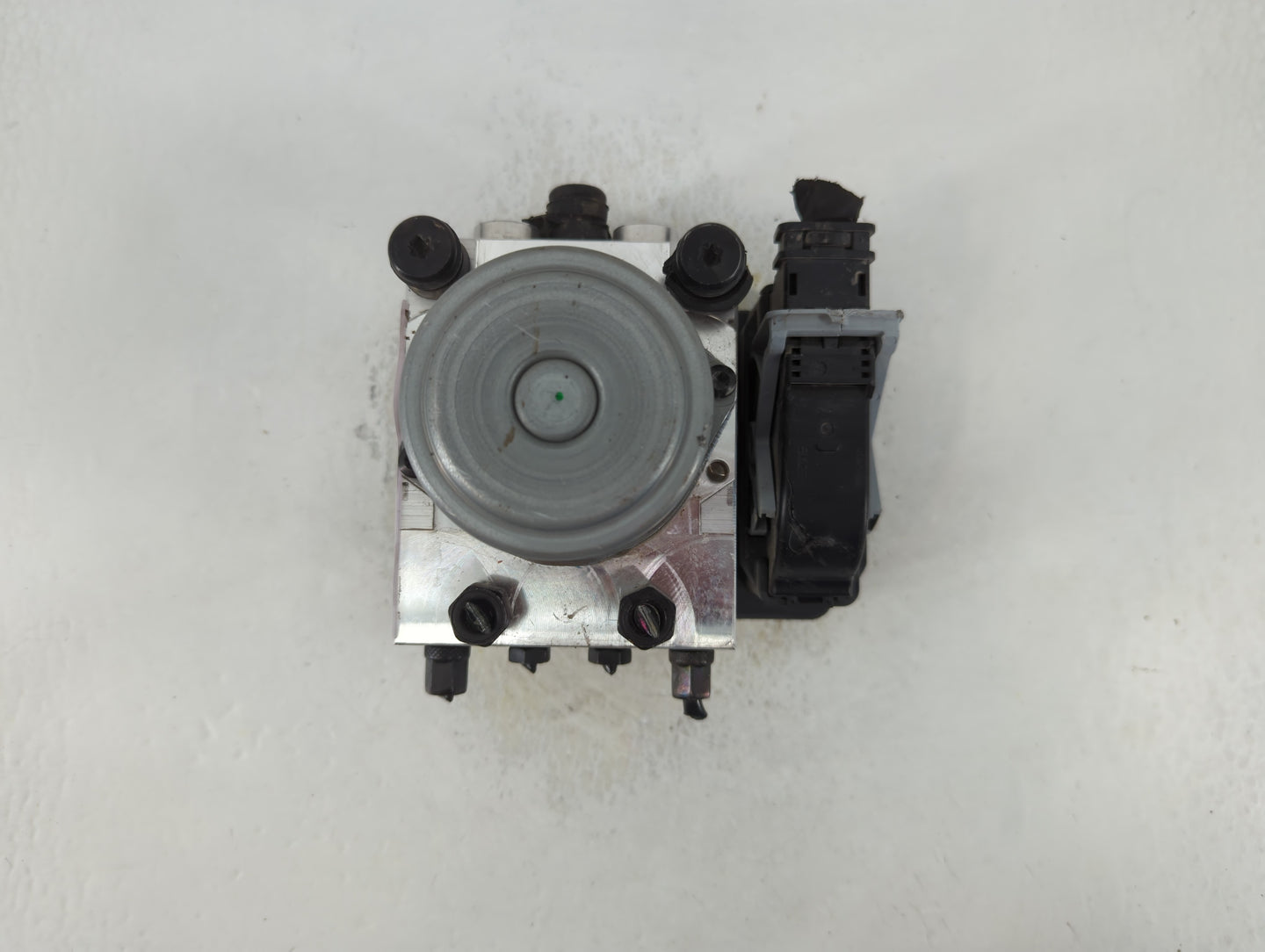 2020-2022 Hyundai Palisade ABS Pump Control Module Replacement P/N:58910-S8360 Fits Fits 2020 2021 2022 OEM Used Auto Parts 
