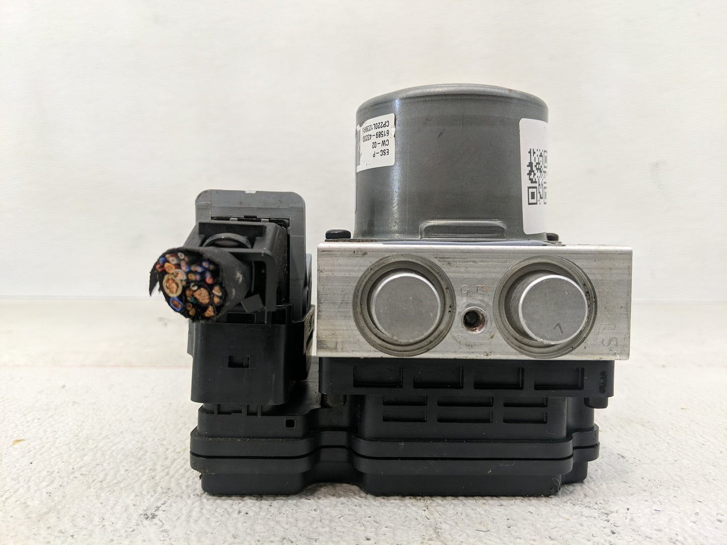 2021 Hyundai Santa Fe ABS Pump Control Module Replacement P/N:58910-S2DA0 Fits OEM Used Auto Parts - Oemusedautoparts1.com