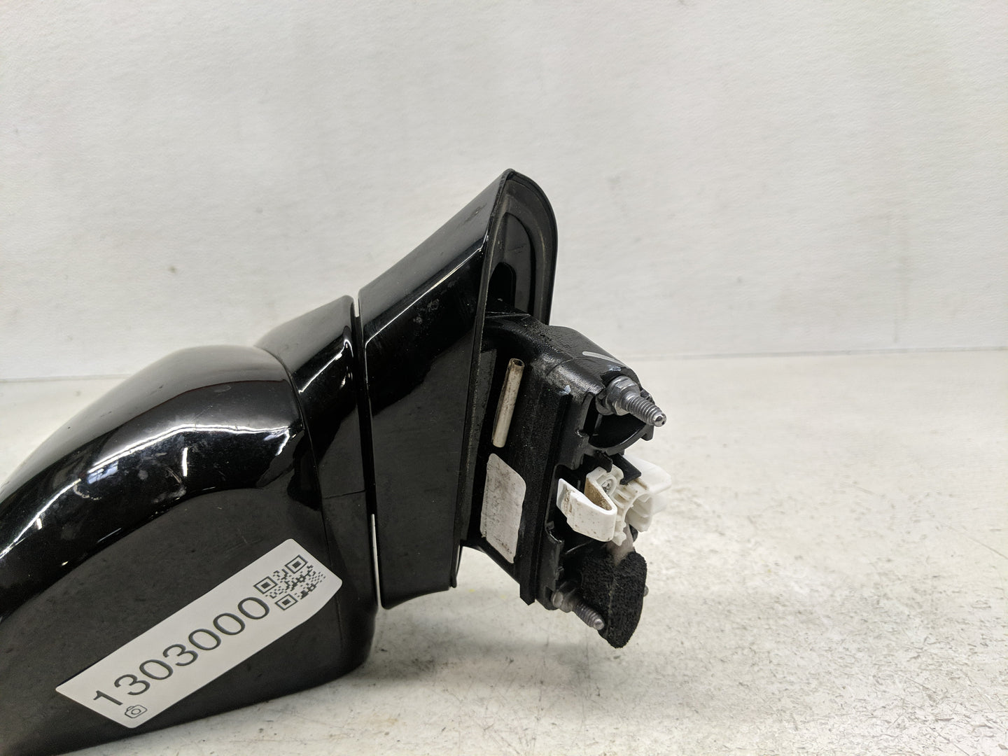 2021 Hyundai Santa Fe Driver Side View Mirror - Left Door Mirror OEM Used - Oemusedautoparts1.com