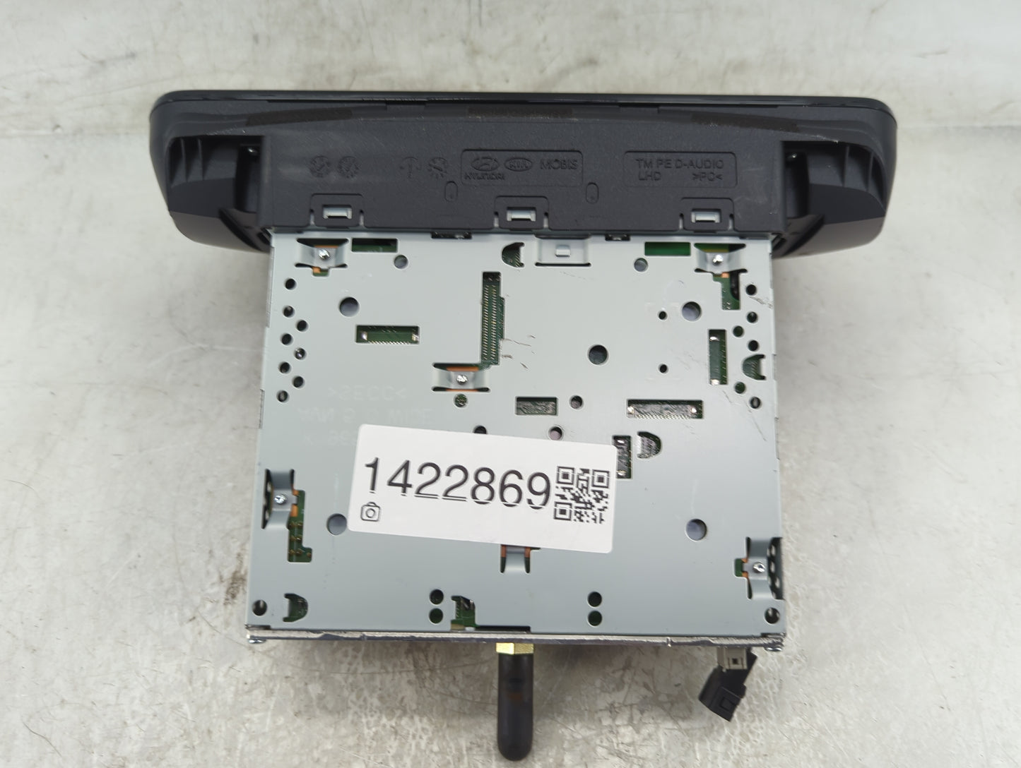 2021 Hyundai Santa Fe Radio AM FM Cd Player Receiver Replacement P/N:96160-S2570RET Fits OEM Used Auto Parts - Oemusedautopa