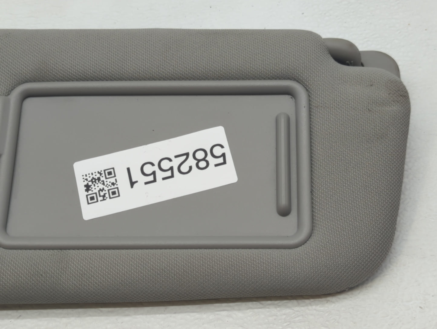 2019-2021 Hyundai Santa Fe Sun Visor Shade Replacement Passenger Right Mirror Fits Fits 2019 2020 2021 OEM Used Auto Parts -