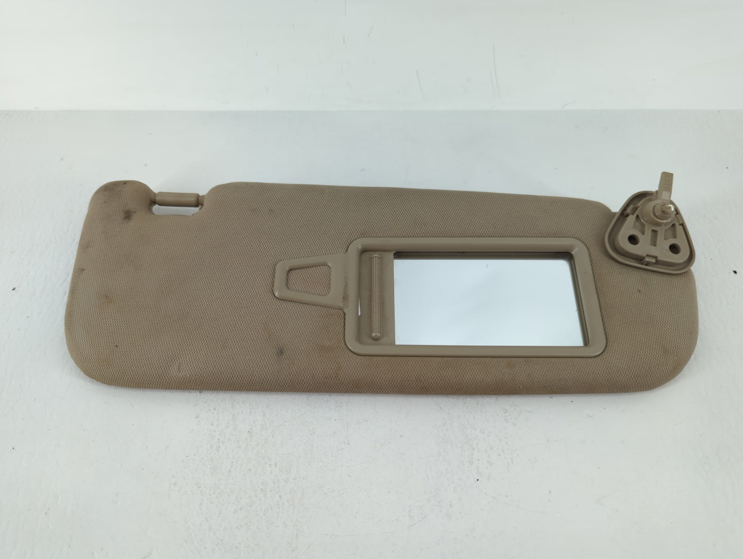 2021 Hyundai Santa Fe Sun Visor Shade Replacement Driver Left Mirror Fits OEM Used Auto Parts - Oemusedautoparts1.com