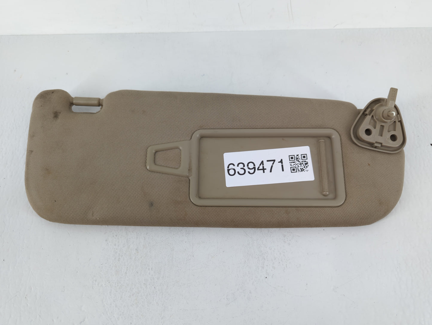 2021 Hyundai Santa Fe Sun Visor Shade Replacement Driver Left Mirror Fits OEM Used Auto Parts - Oemusedautoparts1.com