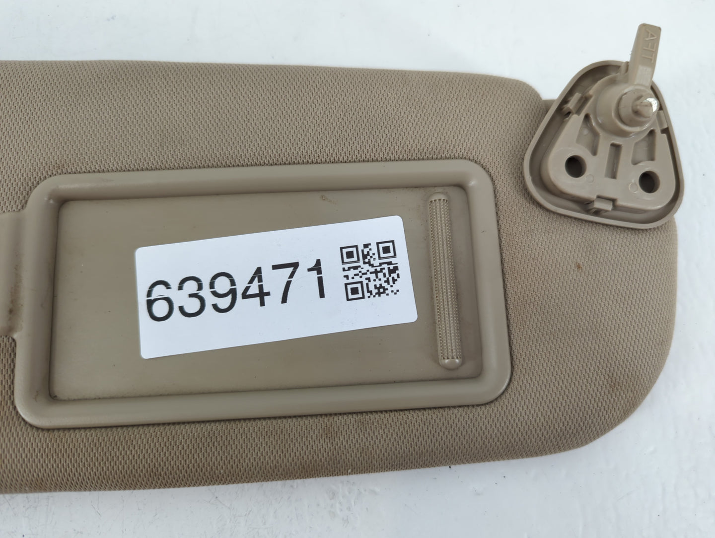 2021 Hyundai Santa Fe Sun Visor Shade Replacement Driver Left Mirror Fits OEM Used Auto Parts - Oemusedautoparts1.com