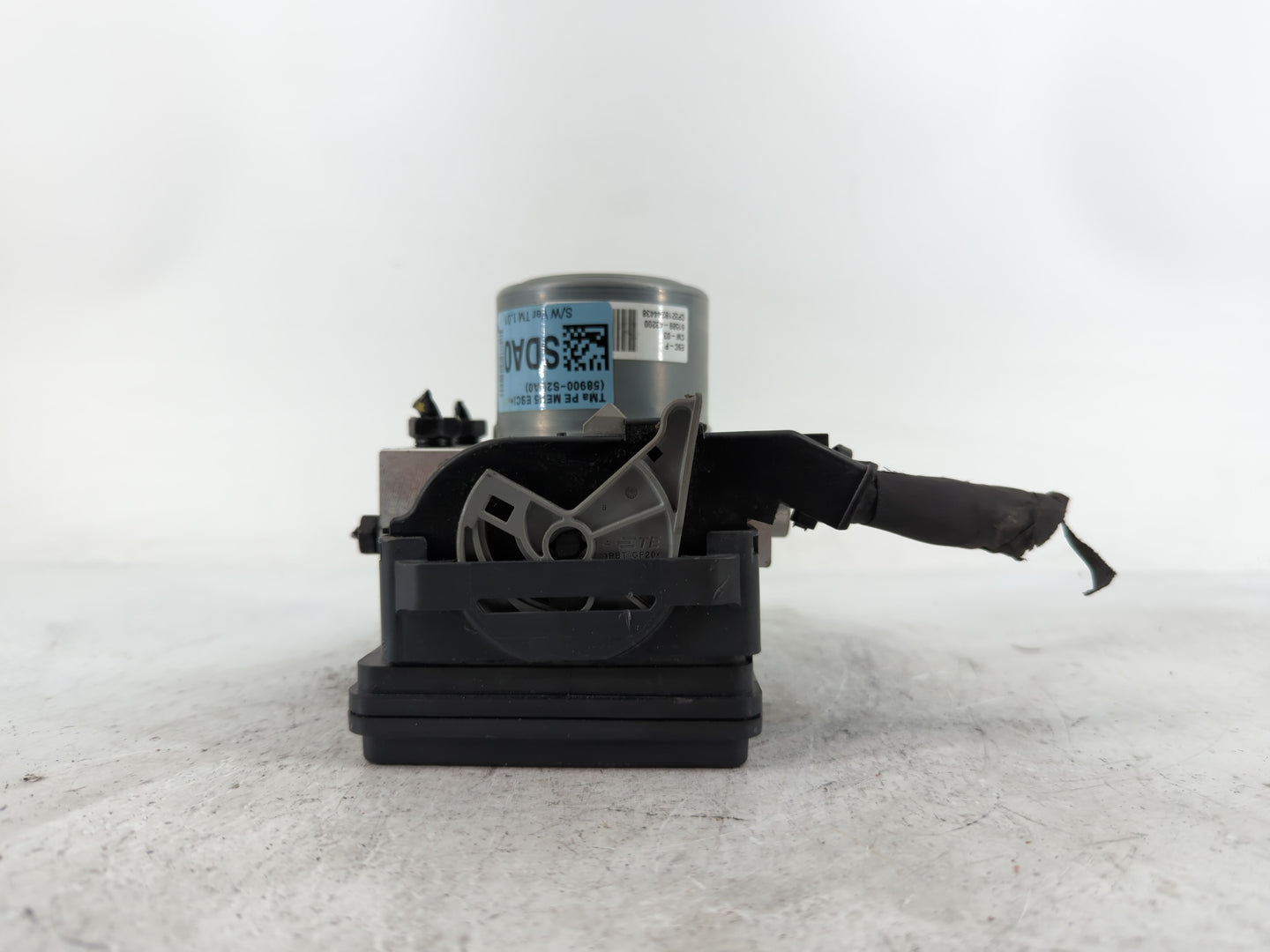 2021 Hyundai Santa Fe ABS Pump Control Module Replacement P/N:58910-S2DA0 Fits OEM Used Auto Parts - Oemusedautoparts1.com