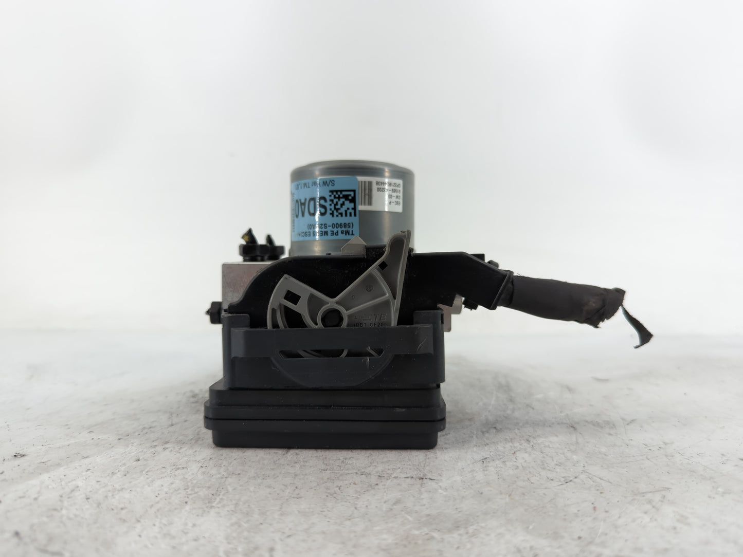 2021 Hyundai Santa Fe ABS Pump Control Module Replacement P/N:58910-S2DA0 Fits OEM Used Auto Parts - Oemusedautoparts1.com