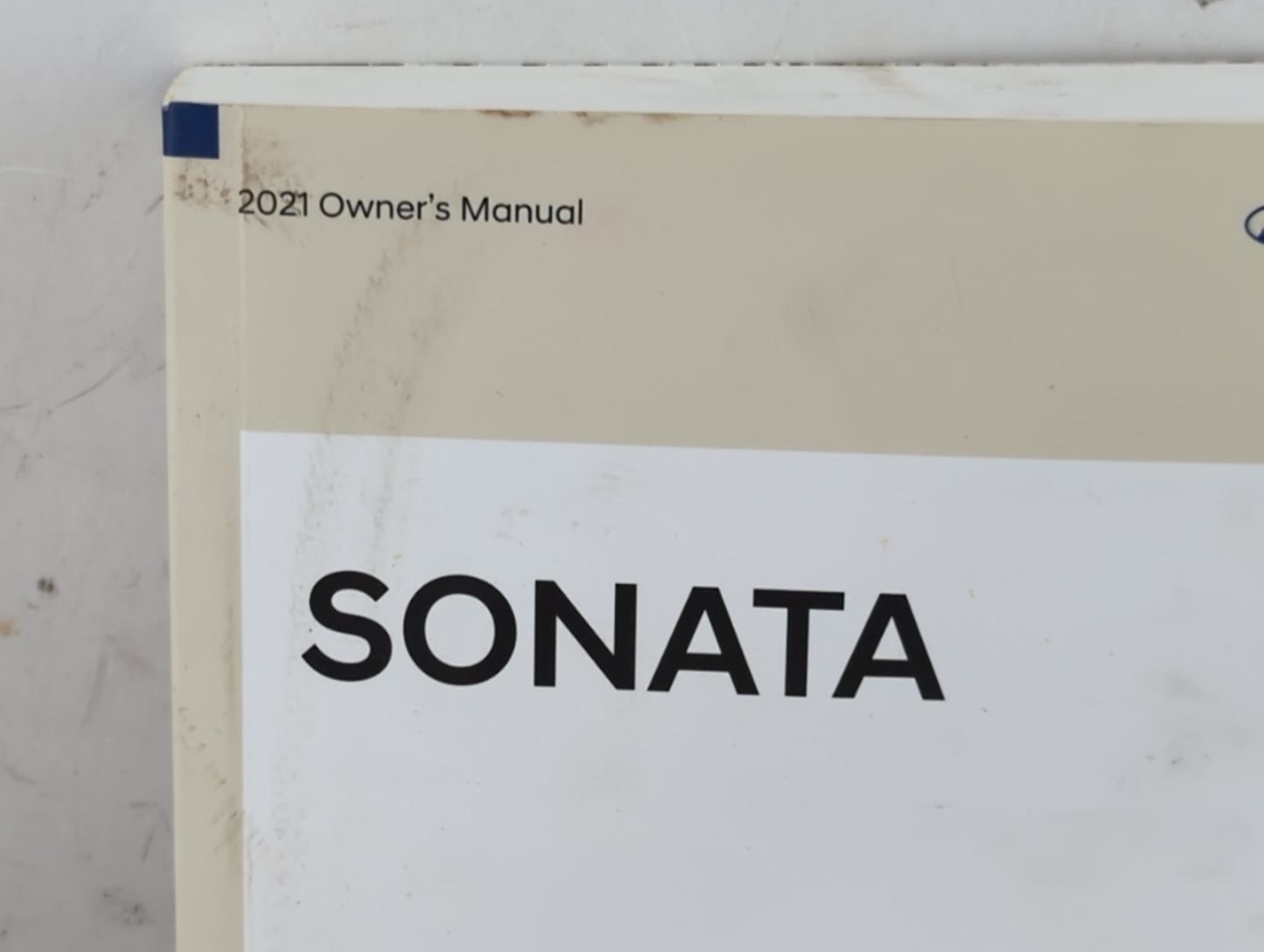 2021 Hyundai Sonata Owners Manual Book Guide P/N:LDVO-EU12A OEM Used Auto Parts - Oemusedautoparts1.com