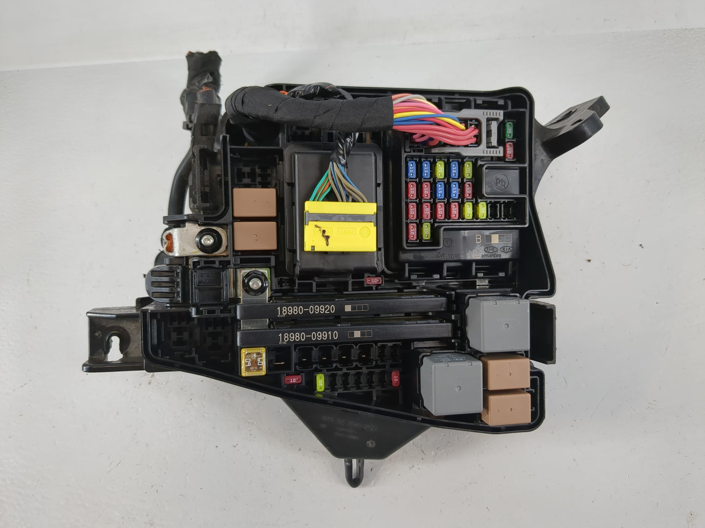 2020-2023 Hyundai Sonata Fusebox Fuse Box Panel Relay Module P/N:91955-L0451 Fits Fits 2020 2021 2022 2023 OEM Used Auto Par