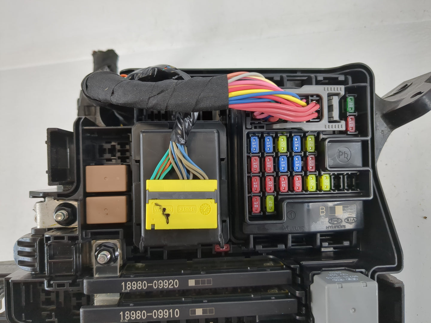2020-2023 Hyundai Sonata Fusebox Fuse Box Panel Relay Module P/N:91955-L0451 Fits Fits 2020 2021 2022 2023 OEM Used Auto Par