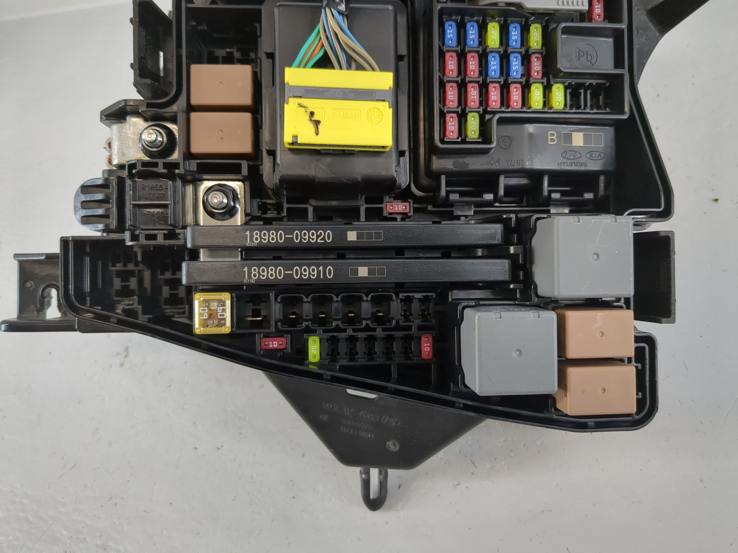 2020-2023 Hyundai Sonata Fusebox Fuse Box Panel Relay Module P/N:91955-L0451 Fits Fits 2020 2021 2022 2023 OEM Used Auto Par