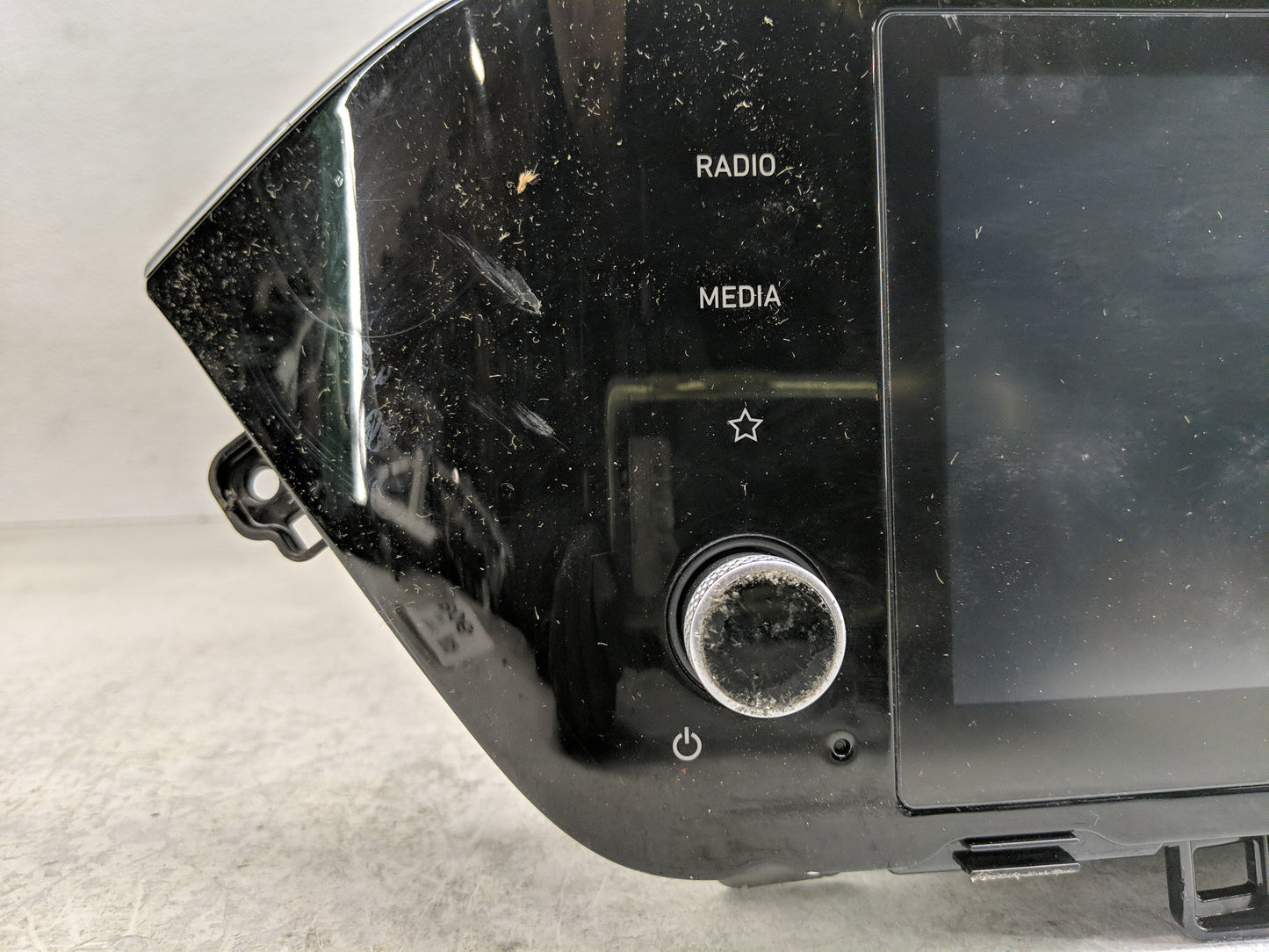 2020-2023 Hyundai Sonata Radio AM FM Cd Player Receiver Replacement P/N:96160L0500NVC Fits Fits 2020 2021 2022 2023 OEM Used