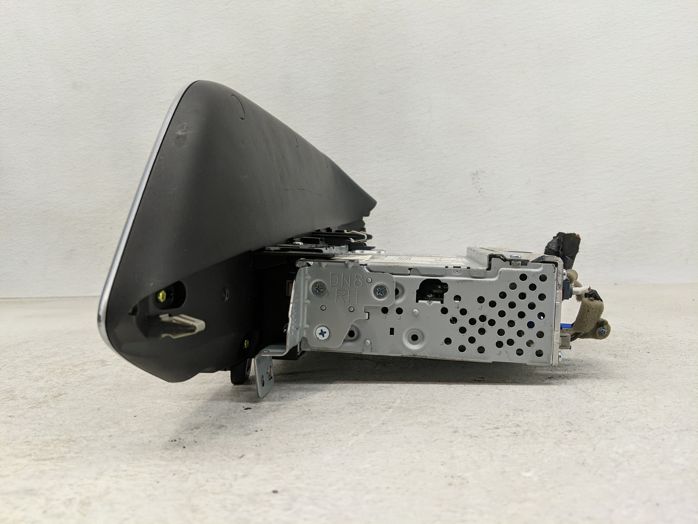 2020-2023 Hyundai Sonata Radio AM FM Cd Player Receiver Replacement P/N:96160L0500NVC Fits Fits 2020 2021 2022 2023 OEM Used