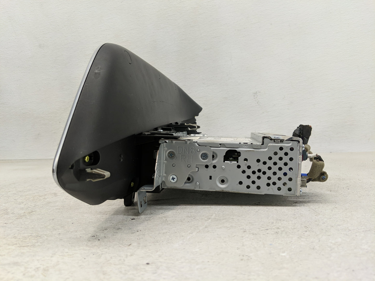 2020-2023 Hyundai Sonata Radio AM FM Cd Player Receiver Replacement P/N:96160L0500NVC Fits Fits 2020 2021 2022 2023 OEM Used