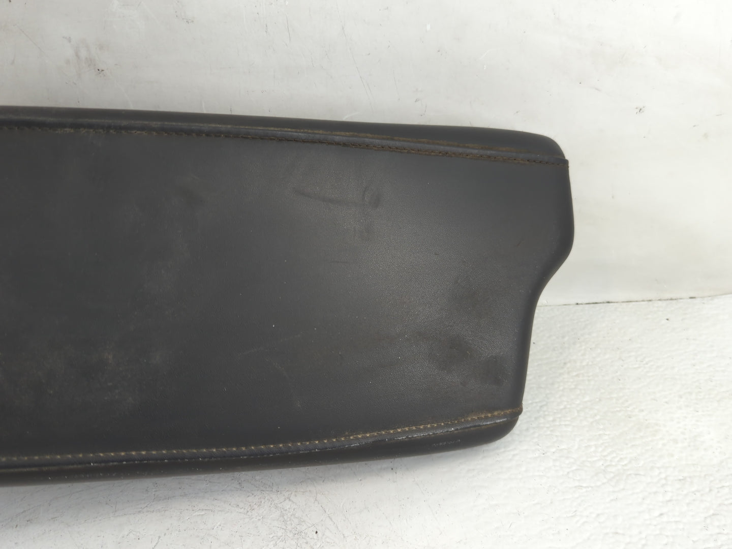 2021 Hyundai Sonata Center Console Armrest Cover Lid Fits OEM Used Auto Parts - Oemusedautoparts1.com