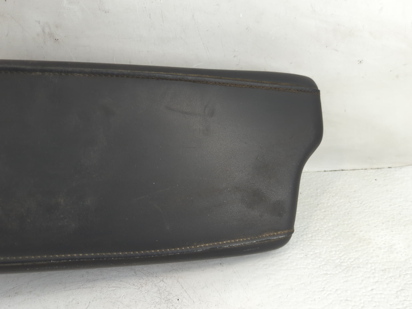 2021 Hyundai Sonata Center Console Armrest Cover Lid Fits OEM Used Auto Parts - Oemusedautoparts1.com