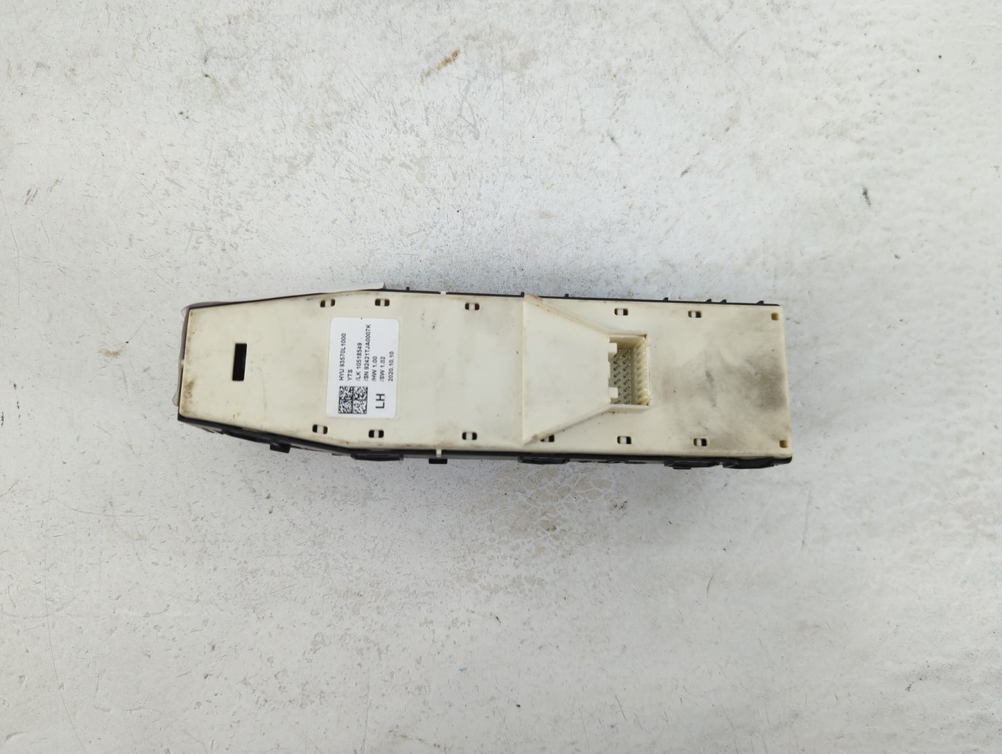 2020-2023 Hyundai Sonata Master Power Window Switch Replacement Driver Side Left P/N:93570L1000 Fits Fits 2020 2021 2022 202
