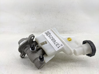 compare product 2020-2023 Hyundai Sonata Brake Master Cylinder 1376825