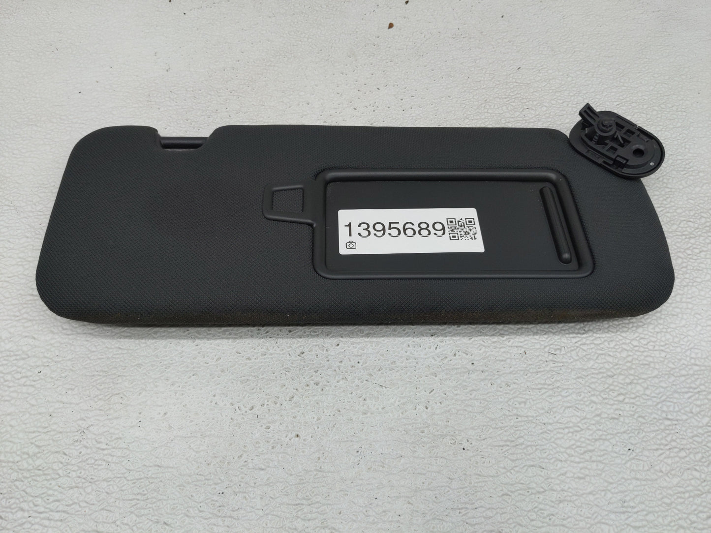 2020-2023 Hyundai Sonata Sun Visor Shade Replacement Passenger Right Mirror Fits Fits 2020 2021 2022 2023 OEM Used Auto Part