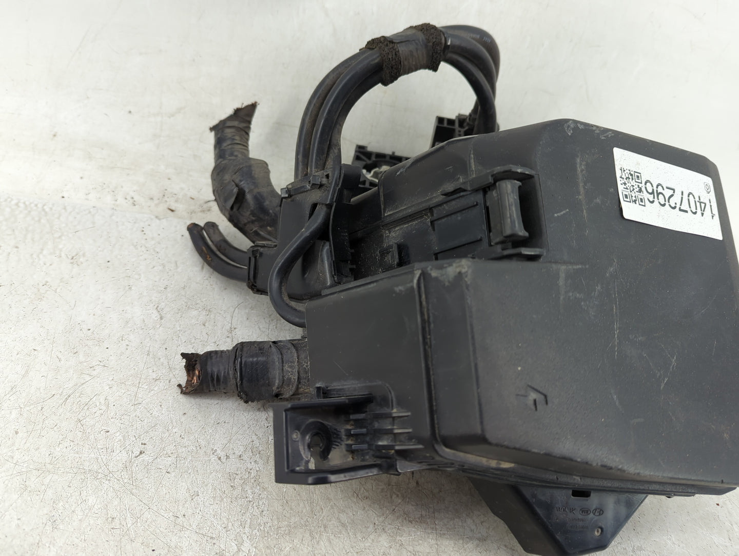 2020-2023 Hyundai Sonata Fusebox Fuse Box Panel Relay Module Fits Fits 2020 2021 2022 2023 OEM Used Auto Parts - Oemusedauto