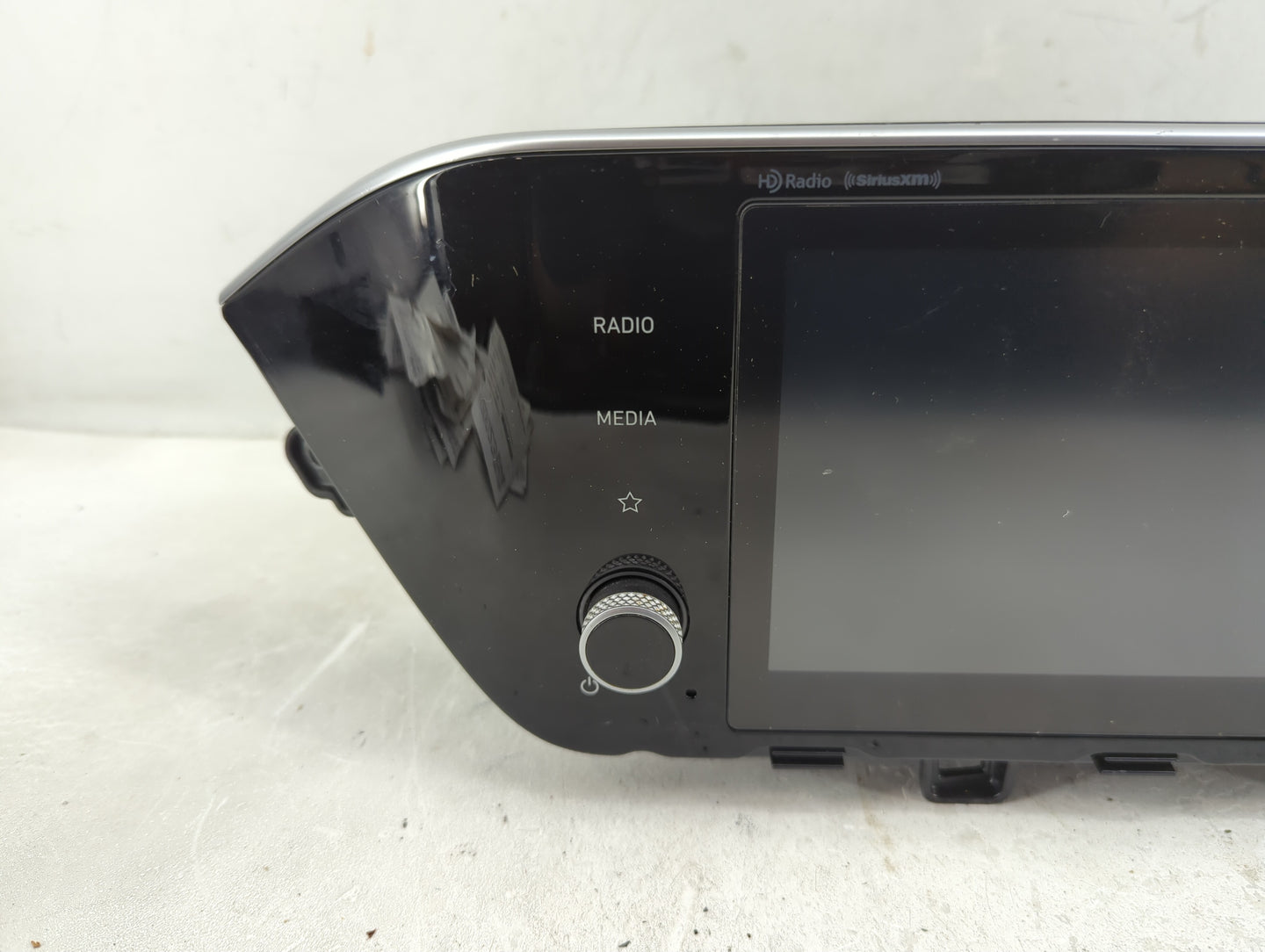 2020-2023 Hyundai Sonata Radio AM FM Cd Player Receiver Replacement P/N:96160L0500NVC Fits Fits 2020 2021 2022 2023 OEM Used