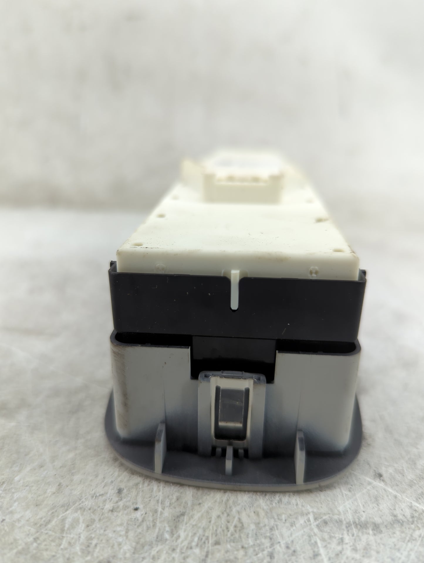 2020-2023 Hyundai Sonata Master Power Window Switch Replacement Driver Side Left P/N:93570L0000 Fits Fits 2020 2021 2022 202