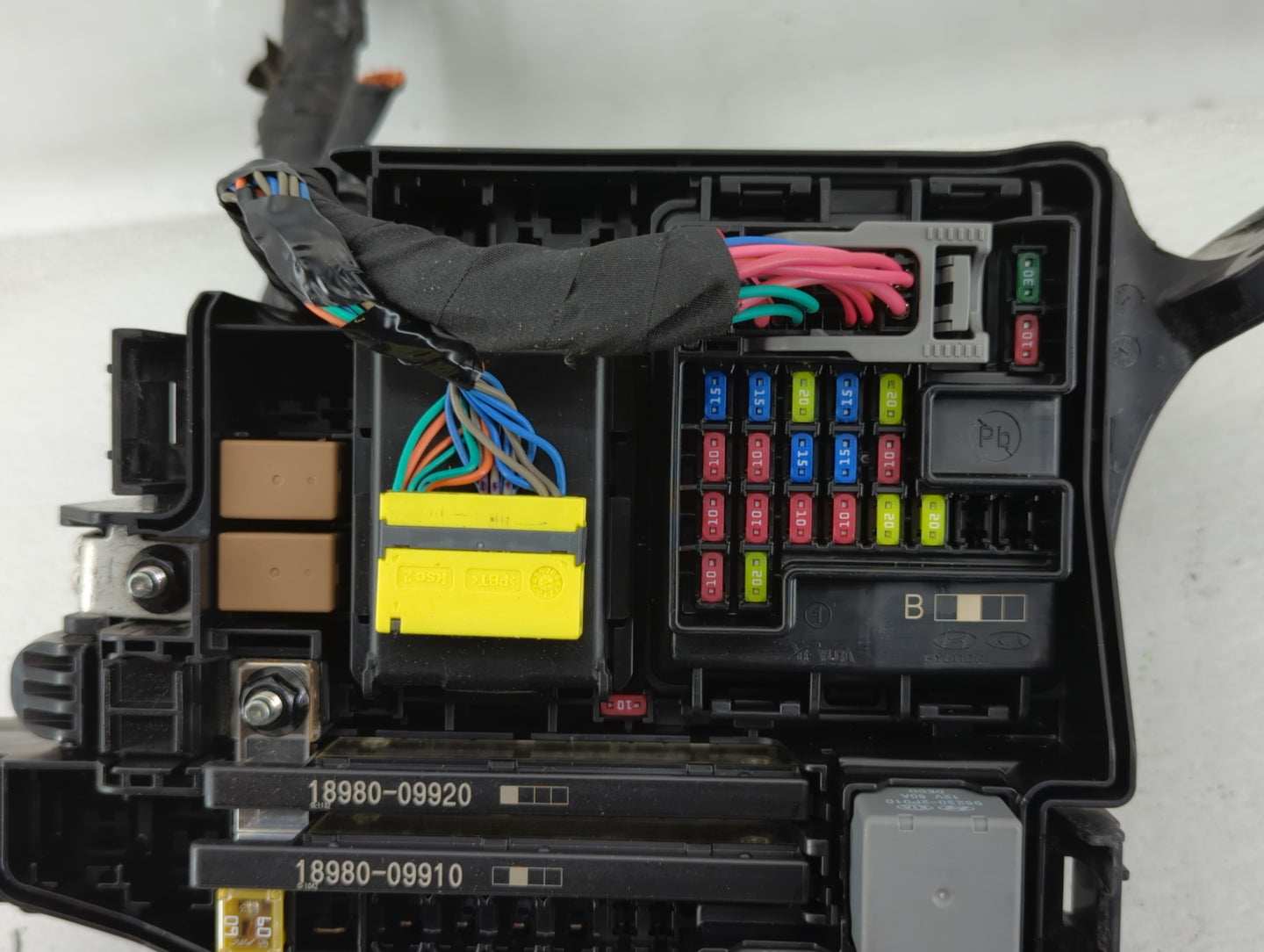 2020-2023 Hyundai Sonata Fusebox Fuse Box Panel Relay Module P/N:91955-L0451 Fits Fits 2020 2021 2022 2023 OEM Used Auto Par