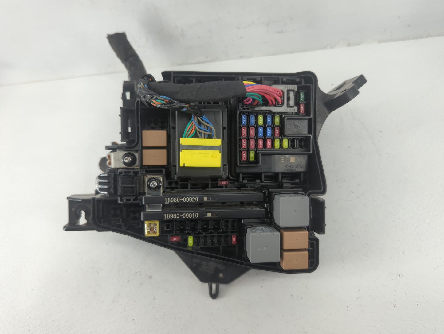 2020-2023 Hyundai Sonata Fusebox Fuse Box Panel Relay Module P/N:91955-L0451 Fits Fits 2020 2021 2022 2023 OEM Used Auto Par