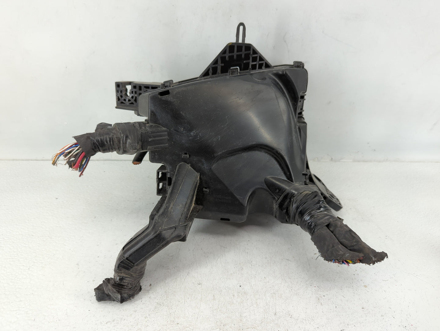 2020-2023 Hyundai Sonata Fusebox Fuse Box Panel Relay Module P/N:91955-L0451 Fits Fits 2020 2021 2022 2023 OEM Used Auto Par