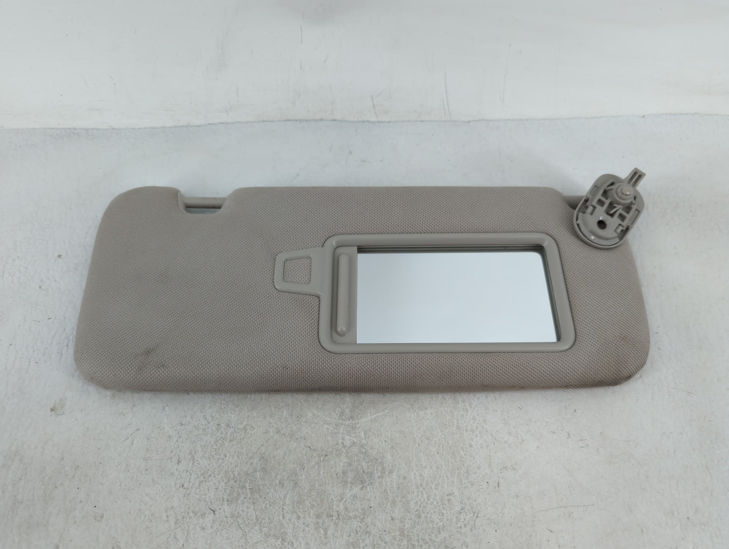 2020-2023 Hyundai Sonata Sun Visor Shade Replacement Passenger Right Mirror Fits Fits 2020 2021 2022 2023 OEM Used Auto Part