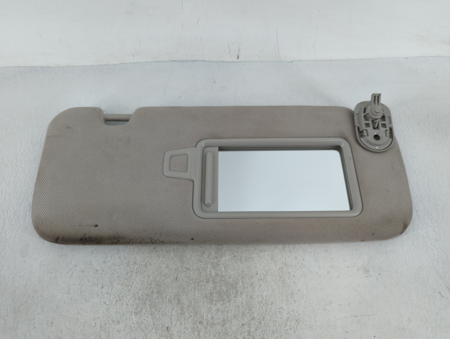 2020-2023 Hyundai Sonata Sun Visor Shade Replacement Passenger Right Mirror Fits Fits 2020 2021 2022 2023 OEM Used Auto Part