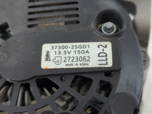 2020-2023 Hyundai Sonata Alternator Replacement Generator Charging Assembly Engine OEM P/N:273062 37300-2SGD1 Fits OEM Used Auto Parts
