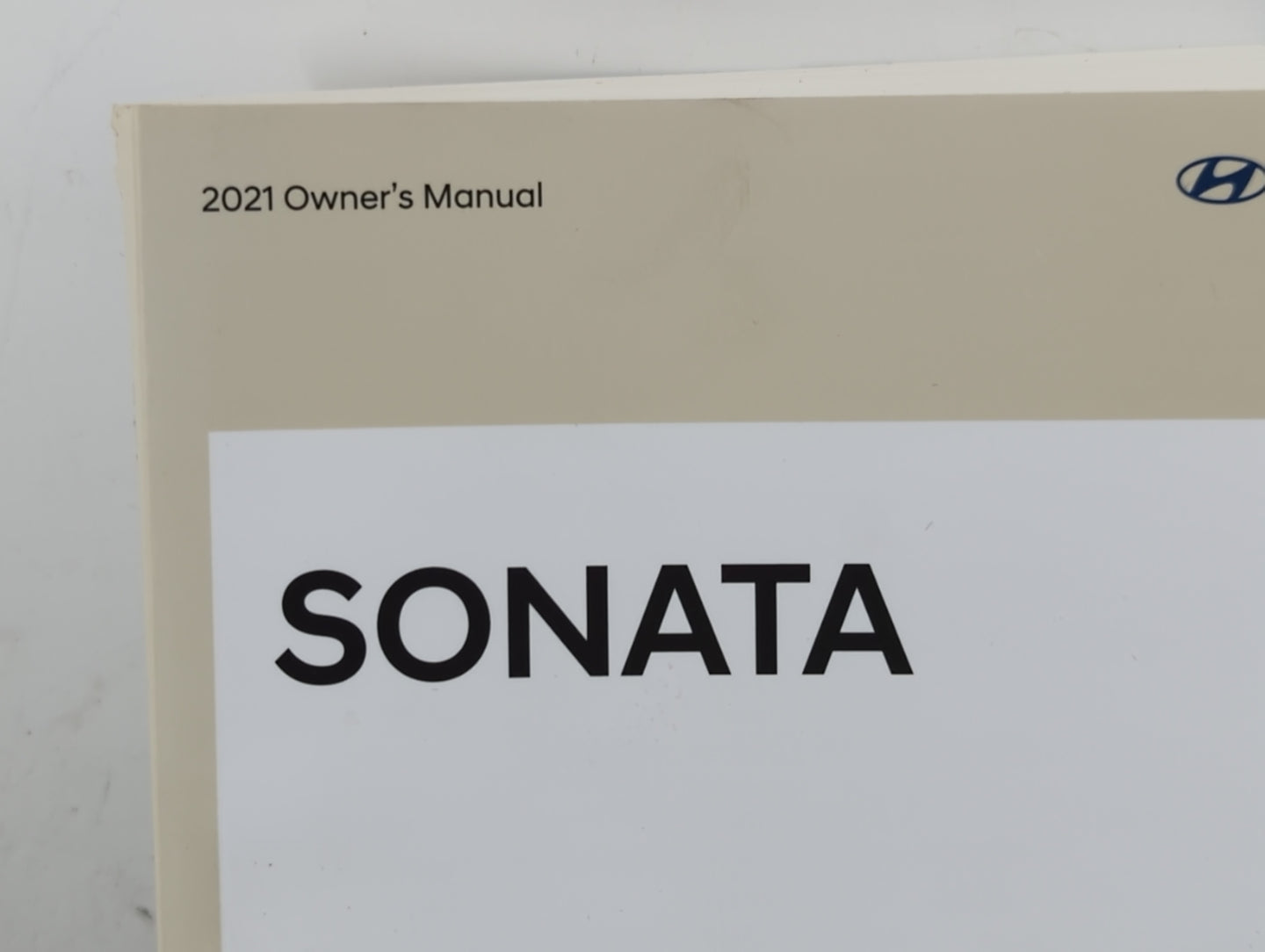 2021 Hyundai Sonata Owners Manual Book Guide P/N:MDW0-EU0DC OEM Used Auto Parts - Oemusedautoparts1.com